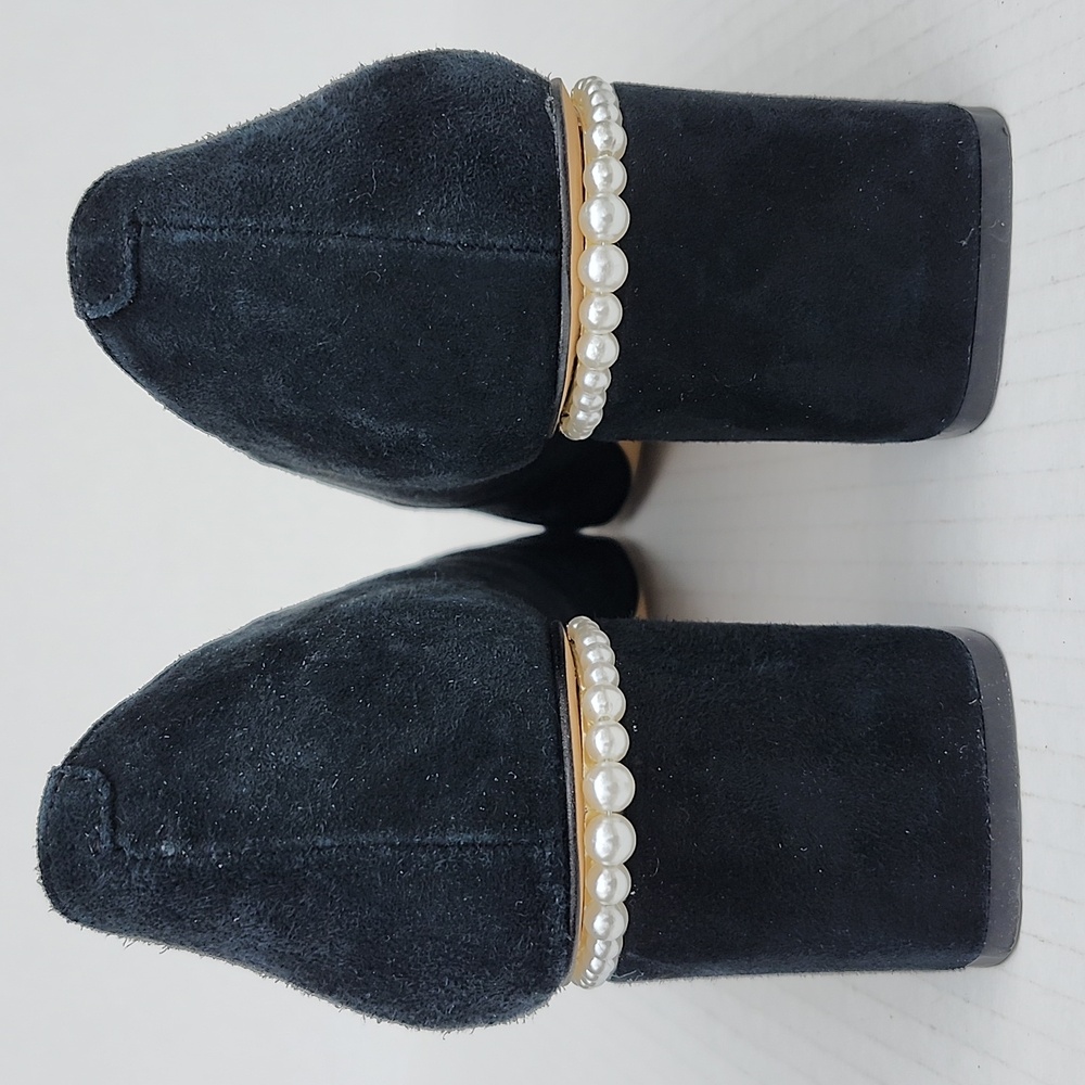 NWOT CHICO'S ALESSIA SUEDE PUMPS - Picture 3 of 10